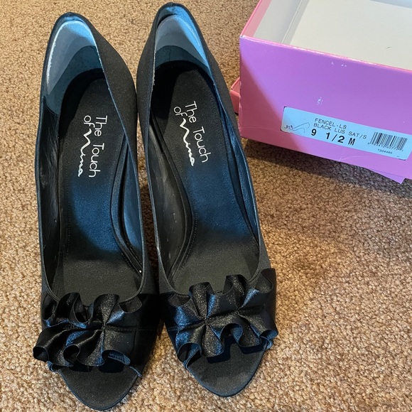 Nina dress heals - Picture 1 of 3